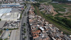 Carapicuíba, município de São Paulo – Calhas e Telhas